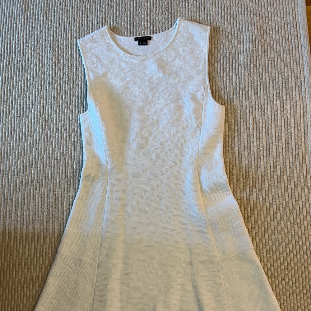 Theory - White dress